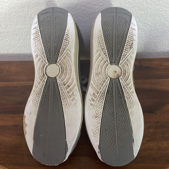 Nike Air Max Lebron VII (7) Cool Grey - Picture 5 of 8